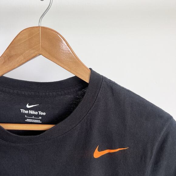 Nike Tennessee Volunteers Military Veterans Black T- Shirt Men's Size Small VOLS - Picture 3 of 6